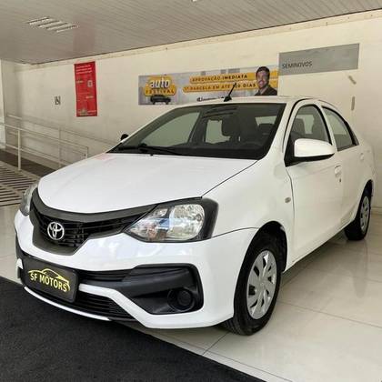 TOYOTA ETIOS 1.3 X 16V FLEX 4P AUTOMÁTICO TOYOTA ETIOS 1.3 X 16V FLEX 4P AUTOMÁTICO